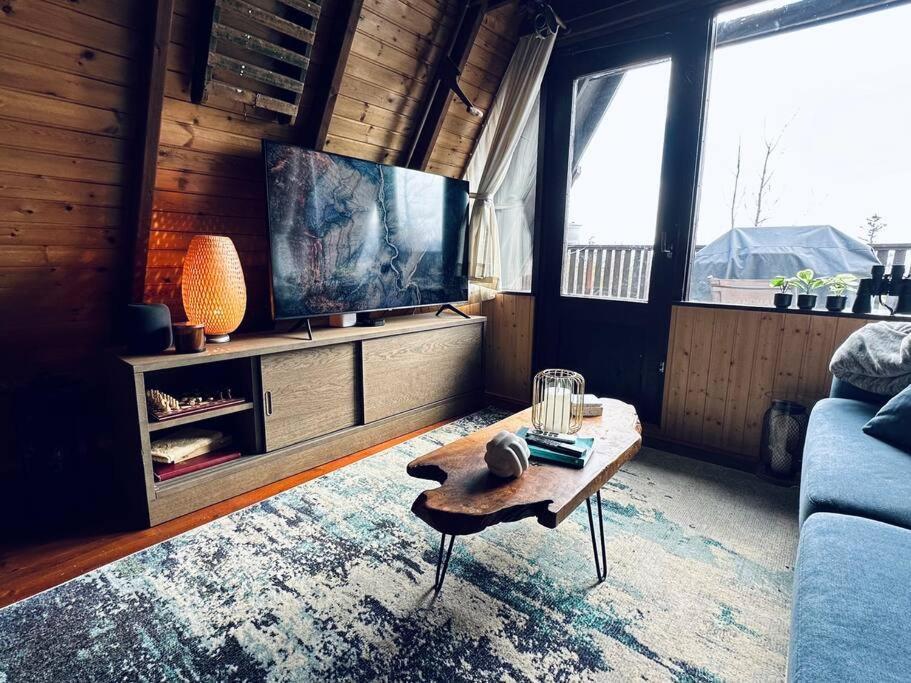 Cozy In Stunning Nature - Borgarfjordur Holiday home *